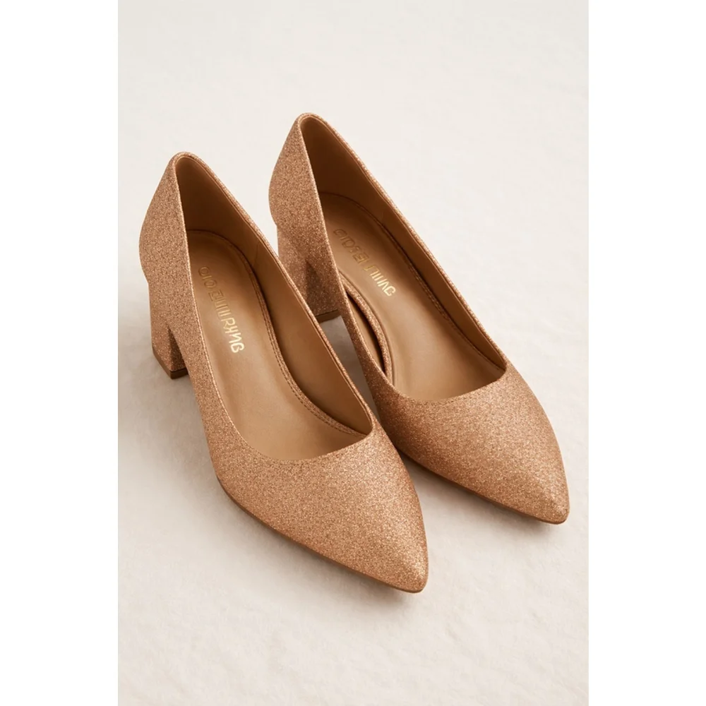 Dream Pairs Rose Gold Glitter Block Heels – Size 8